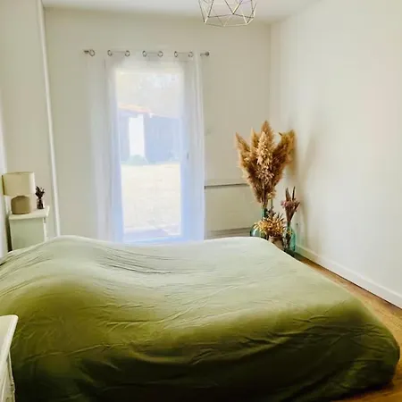 Havre De Paix Au Bord De L'eau Avec Piscine 别墅 Magne (Deux-Sevres)