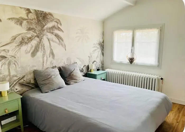 Havre De Paix Au Bord De L'eau Avec Piscine 别墅 Magne (Deux-Sevres)